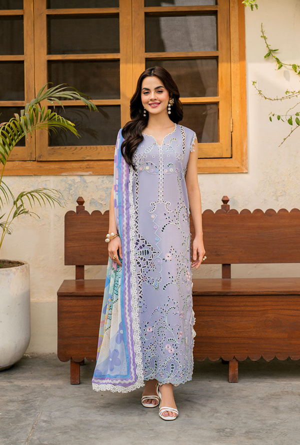 Komal - Aashiyana Luxury Lawn - Roheenaz