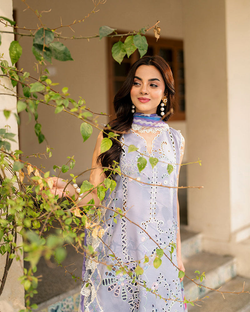 Komal - Aashiyana Luxury Lawn - Roheenaz