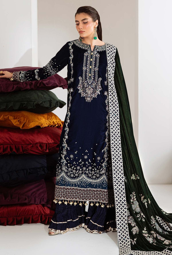NW 109 - Maya Velvet Unstitched - Nureh