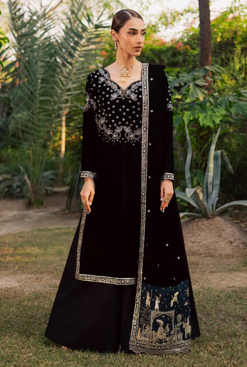 NW 118 - Maya Velvet Unstitched - Nureh