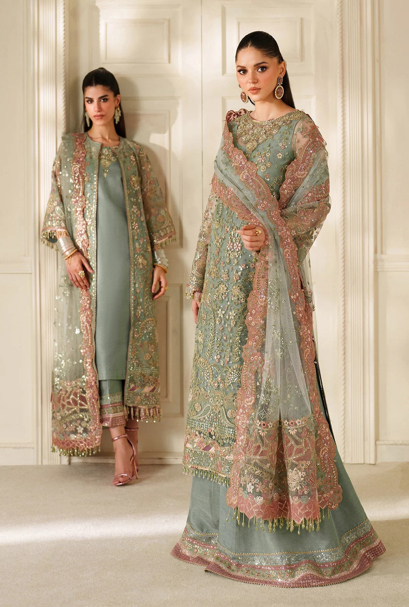 D 06 - Formal Embroiderded Collection - Chantelle