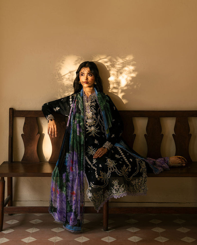 Hania - Aashiyana Luxury Lawn - Roheenaz