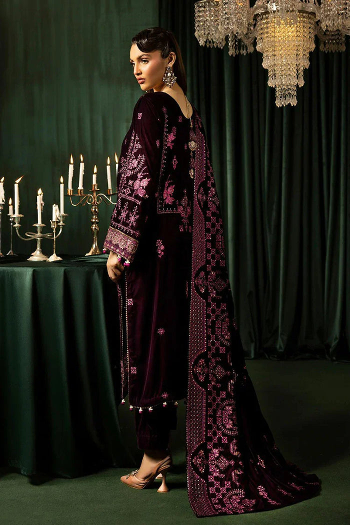 D-781 - Executive Velvet Collection - Shaista