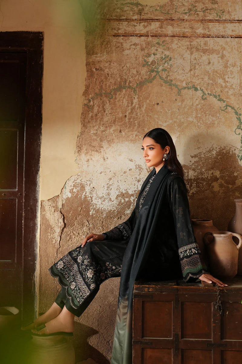 IPF-06 - Pre-Fall'25 Unstitched - Iznik