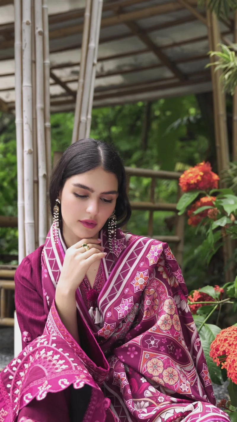 Emerald Glimmer - Symphony Karandi Unstitched - Mushq Hemline