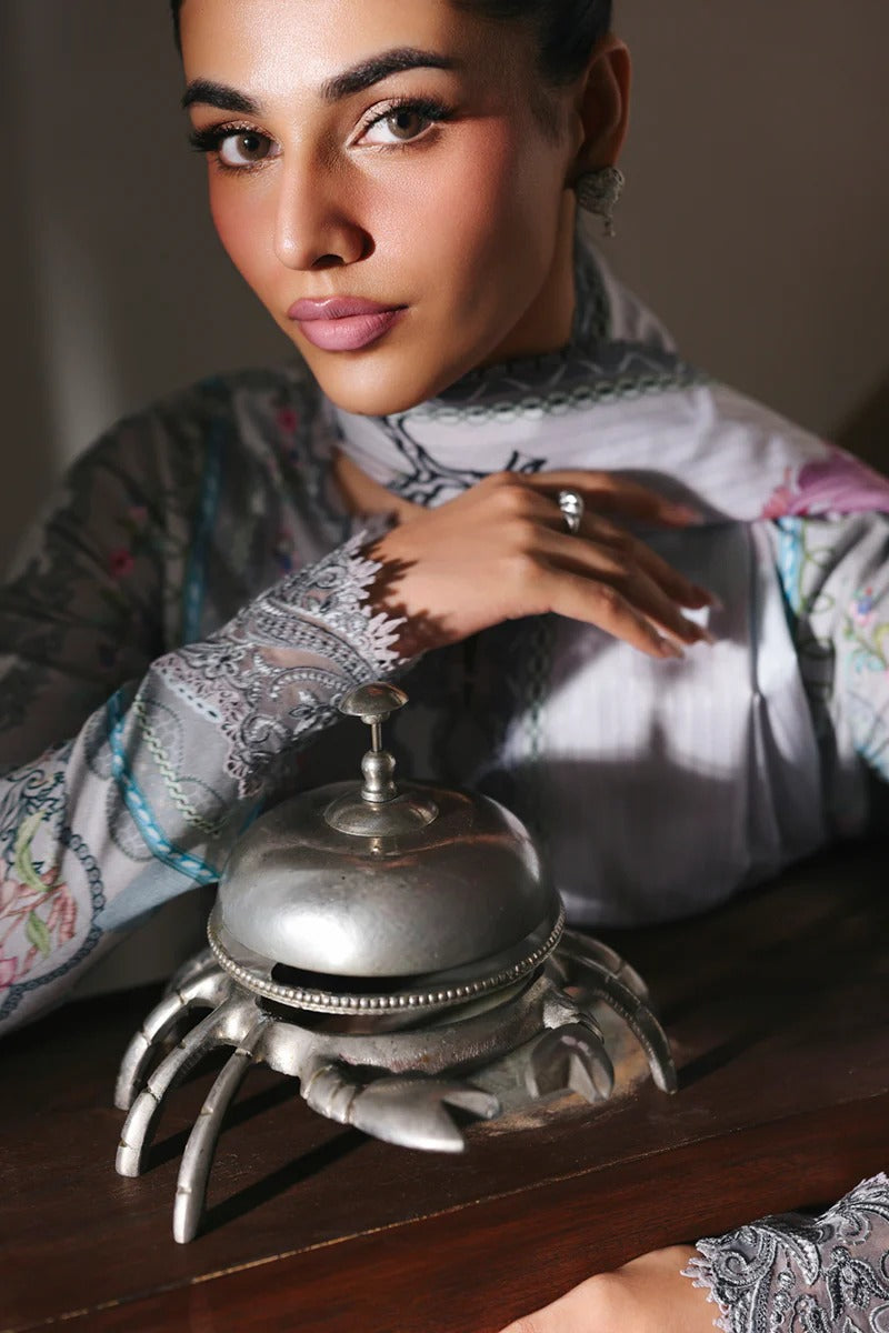 01A  Tyana - Q Prints Winter - Qalamkar