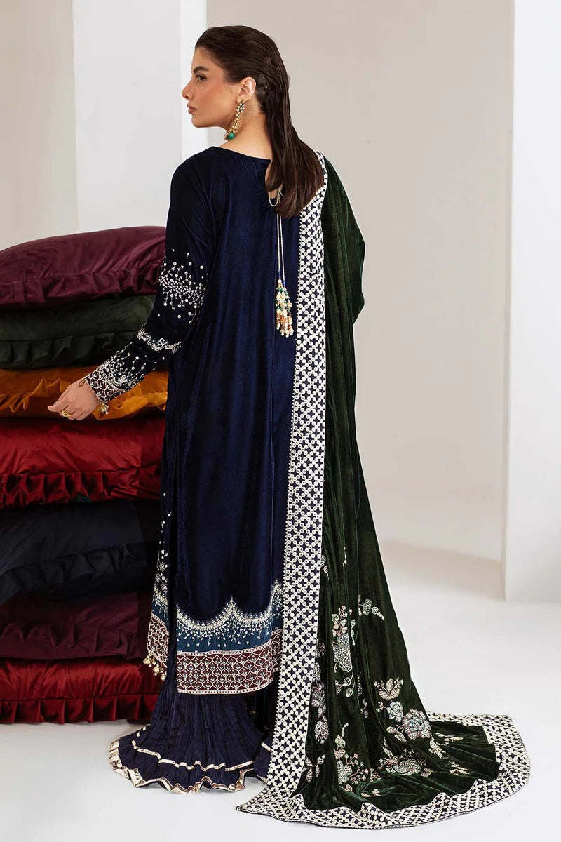 NW 109 - Maya Velvet Unstitched - Nureh