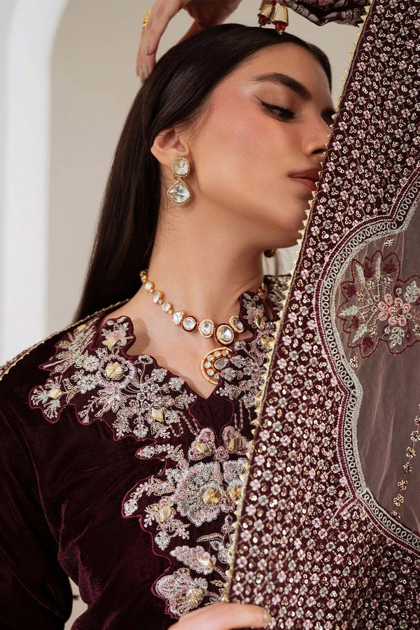 NW 110 - Maya Velvet Unstitched - Nureh