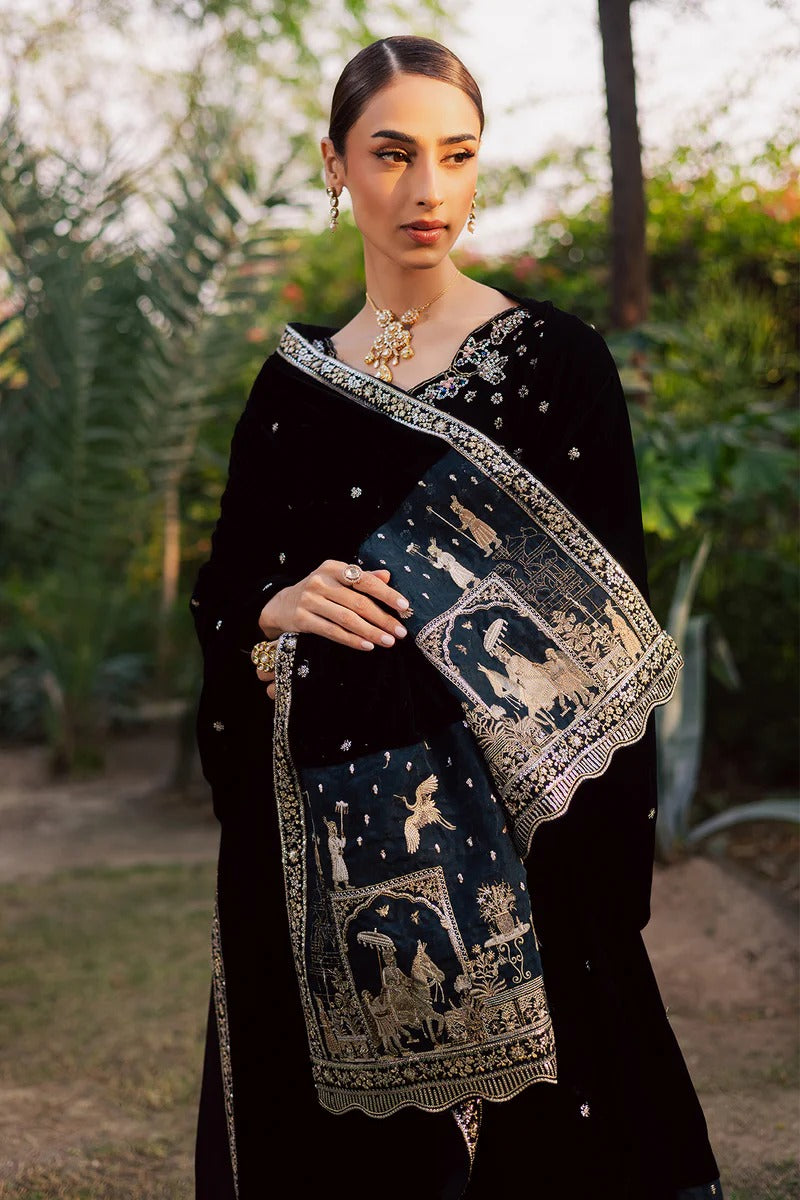 NW 118 - Maya Velvet Unstitched - Nureh