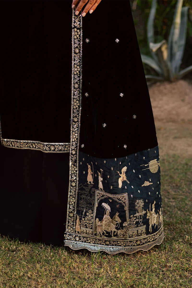 NW 118 - Maya Velvet Unstitched - Nureh