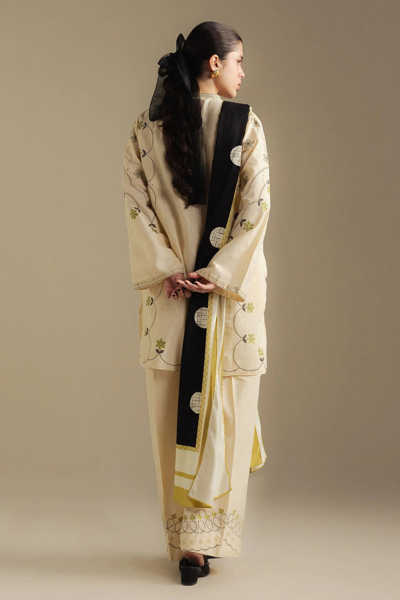 8B-Fawn - Coco Winter Unstitched - Zara Shahjahan