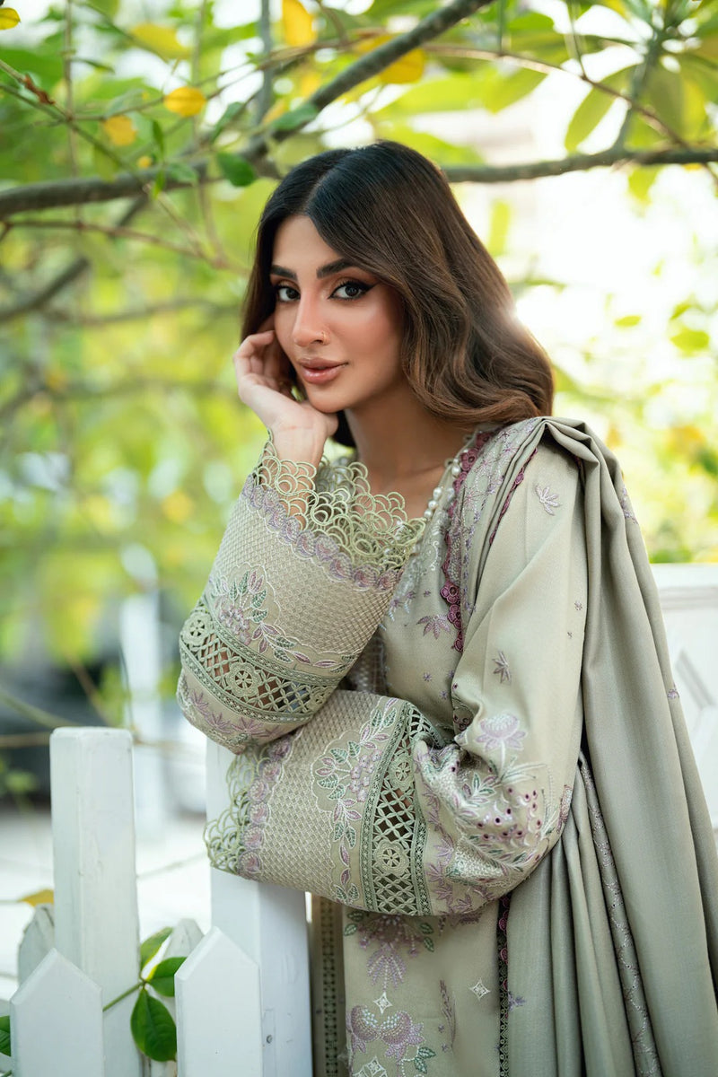 FNS - 7A - Serenity Embroidered & Pure Woolen Shawl - Florent