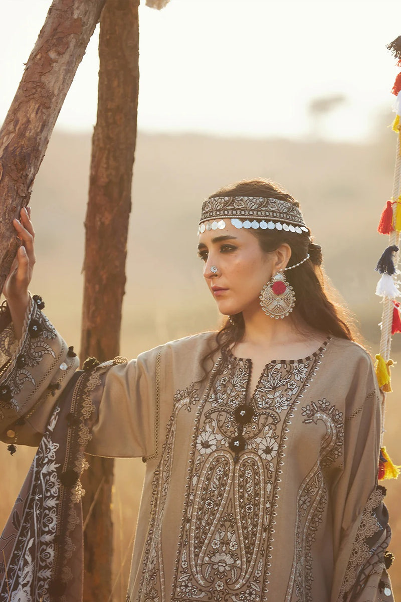 02-Rukh - Winter Unstitched - Saira Rizwan