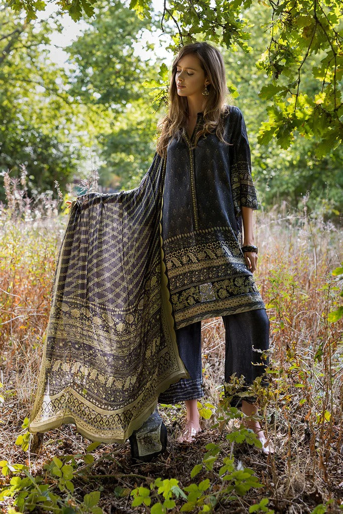 D 05 - Silk Satin Unstitched - Sobia Nazir