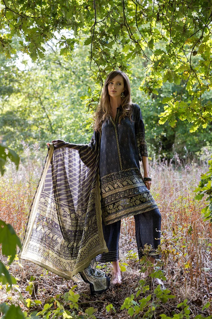 D 05 - Silk Satin Unstitched - Sobia Nazir